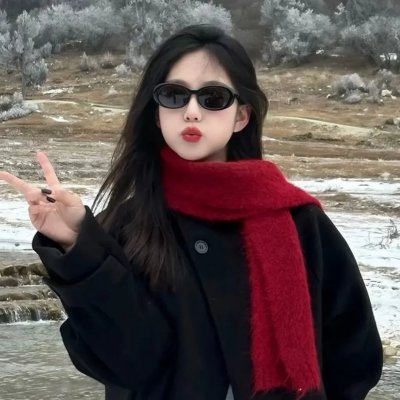 身为悲剧始作俑者的最强邪恶BOSS女王为民竭心尽力