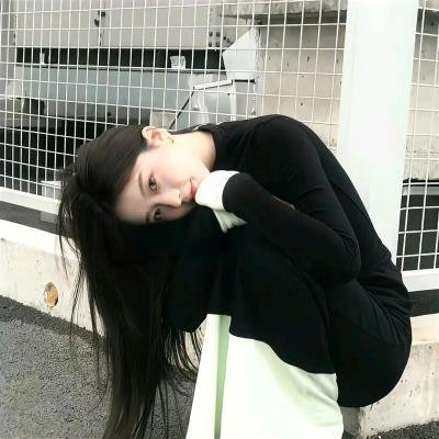 萌子美 虽然她有点怪